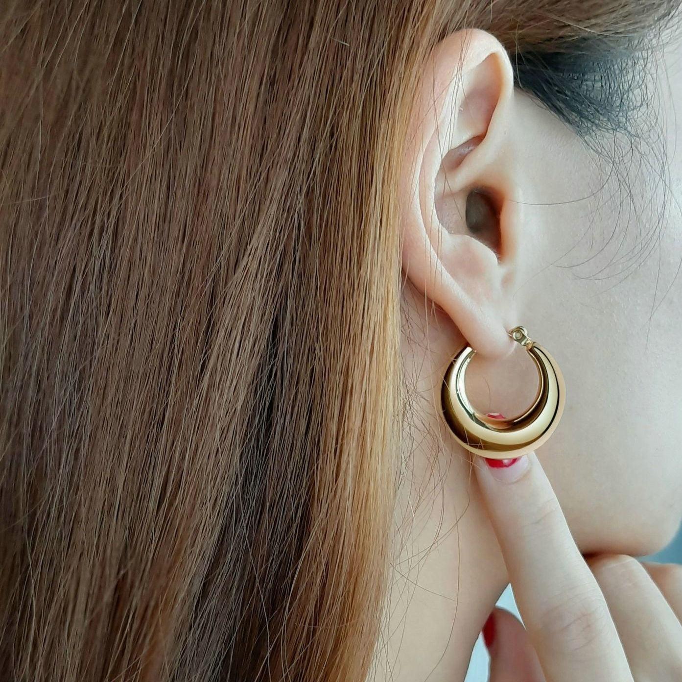 Bella Bold Hoop Earrings in Gold