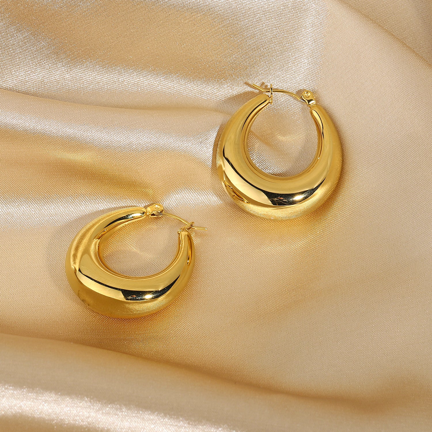 Bella Bold Hoop Earrings in Gold