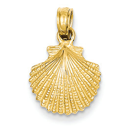 14K Gold Scallop Shell Pendant