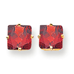 4.4 Carat 14K Gold 7mm Princess Cut Garnet earring