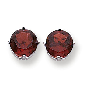 4.6 Carat 14K White Gold 8mm Garnet earring