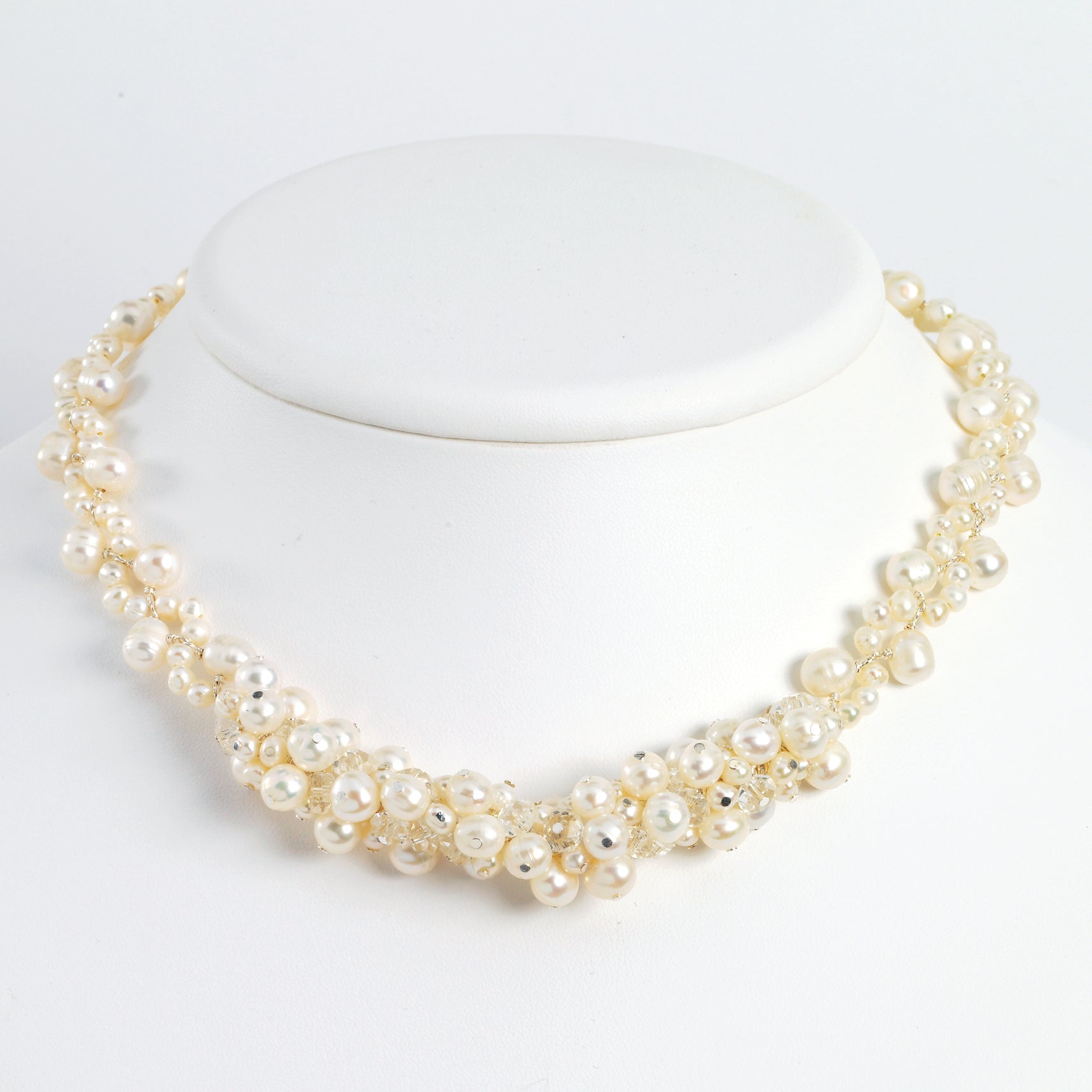 Sterling Silver Clear Crystal and Freshwater Pearl 16in Necklace