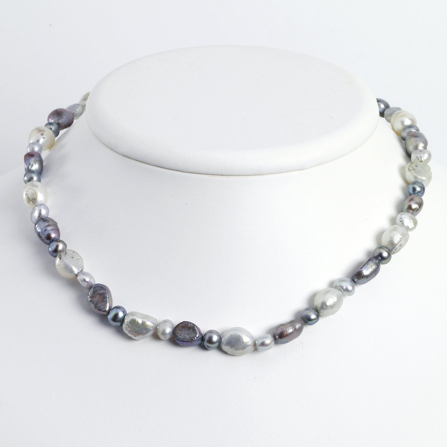 Sterling Silver White & Grey Freshwater Cultured Pearl Necklace