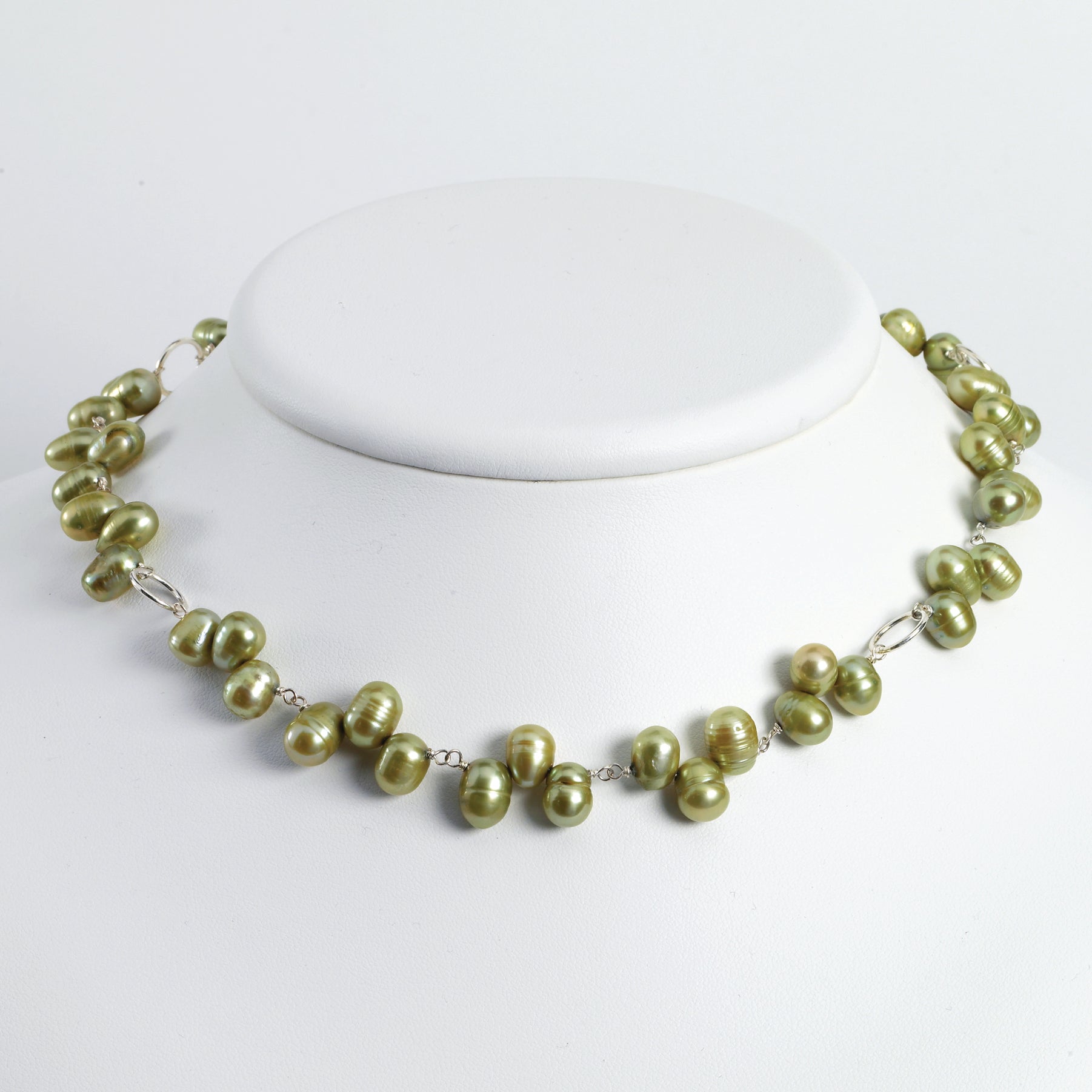 Sterling Silver Green Freshwater Cultured Pearl Necklace
