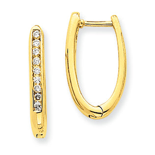 0.3 Carat 14K Gold Diamond Oval Hoop Earrings