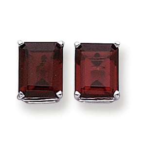 8.6 Carat 14K Gold Emerald cut Garnet stud earring