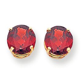 4.6 Carat 14K Gold 8mm Garnet earring