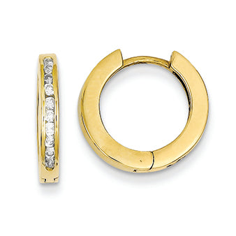 0.3 Carat 14K Gold Diamond hinged earrings