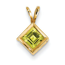 0.7 Carat 14K Gold 5mm Peridot Bezel Pendant